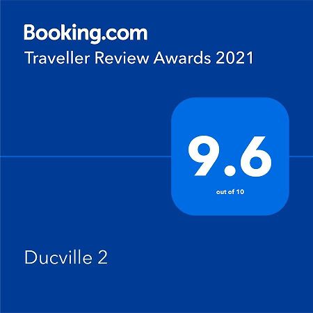 Ducville 2 Lägenhet Braşov Exteriör bild
