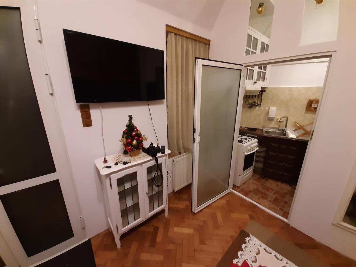 Ducville 2 Lägenhet Braşov Exteriör bild