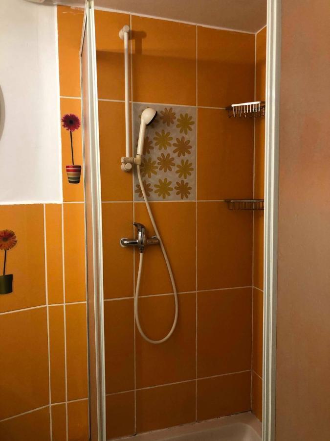 Ducville 2 Lägenhet Braşov Exteriör bild